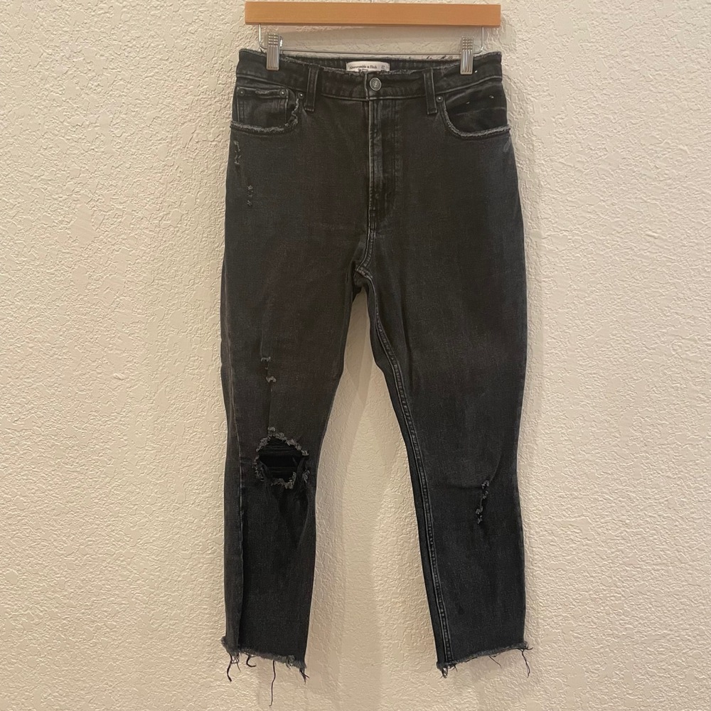 Abercrombie & Fitch Curve Love The Skinny High Rise Distressed Black Jeans 27/4S - Picture 2 of 10